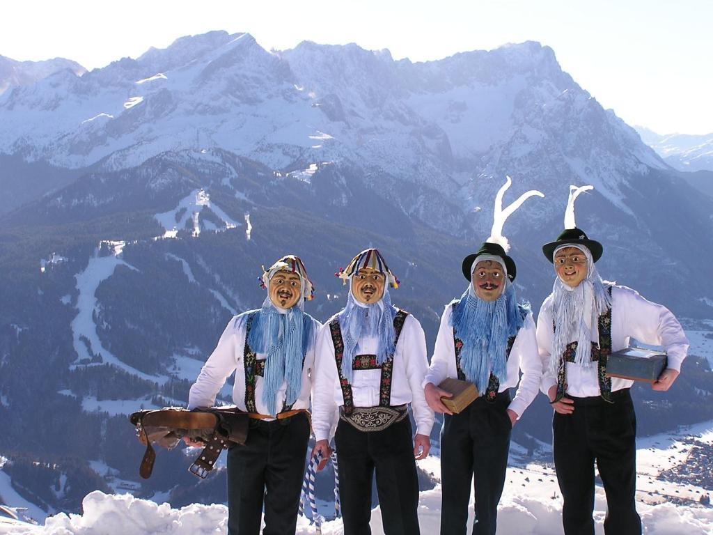 Bavaria Biohotel การ์มิช-พาร์เทนเคียร์เชน ภายนอก รูปภาพ