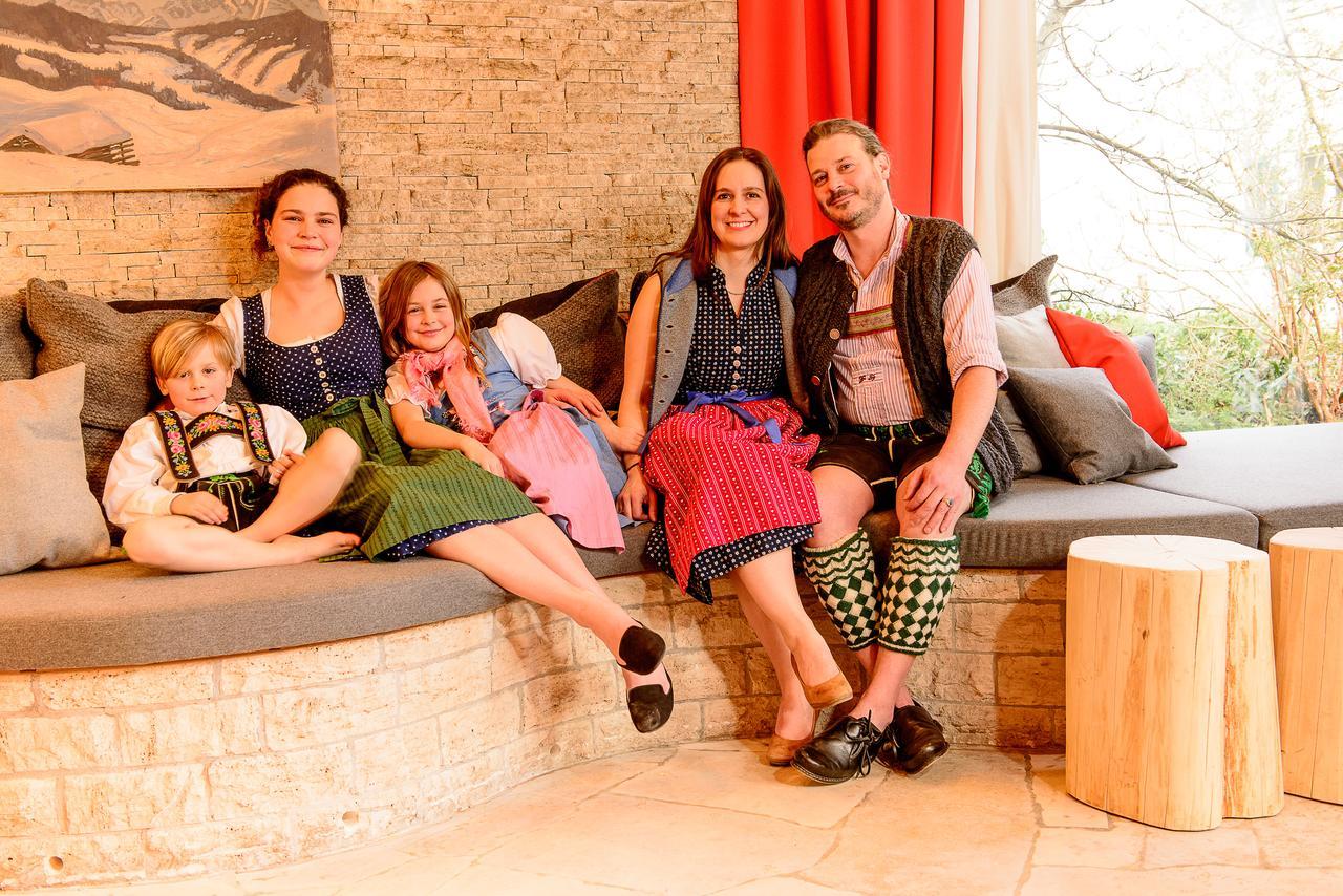 Bavaria Biohotel การ์มิช-พาร์เทนเคียร์เชน ภายนอก รูปภาพ