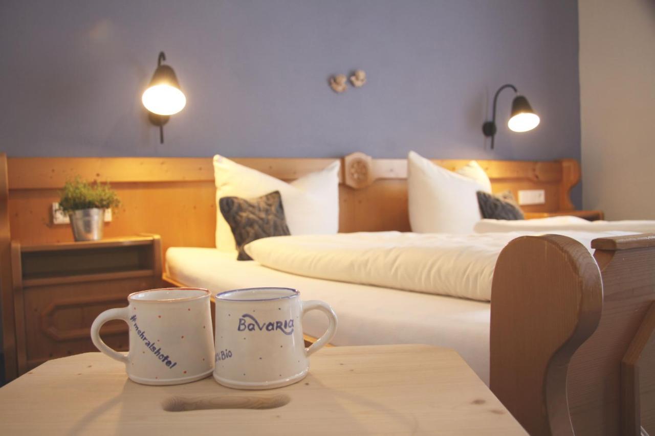 Bavaria Biohotel การ์มิช-พาร์เทนเคียร์เชน ภายนอก รูปภาพ